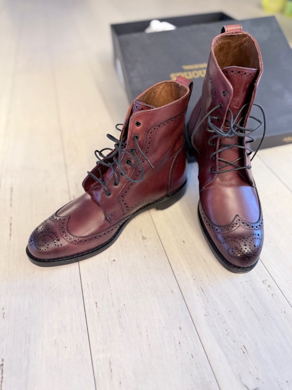 Allen Edmonds Burgundy Leather Wingtip Lace-Up Boots